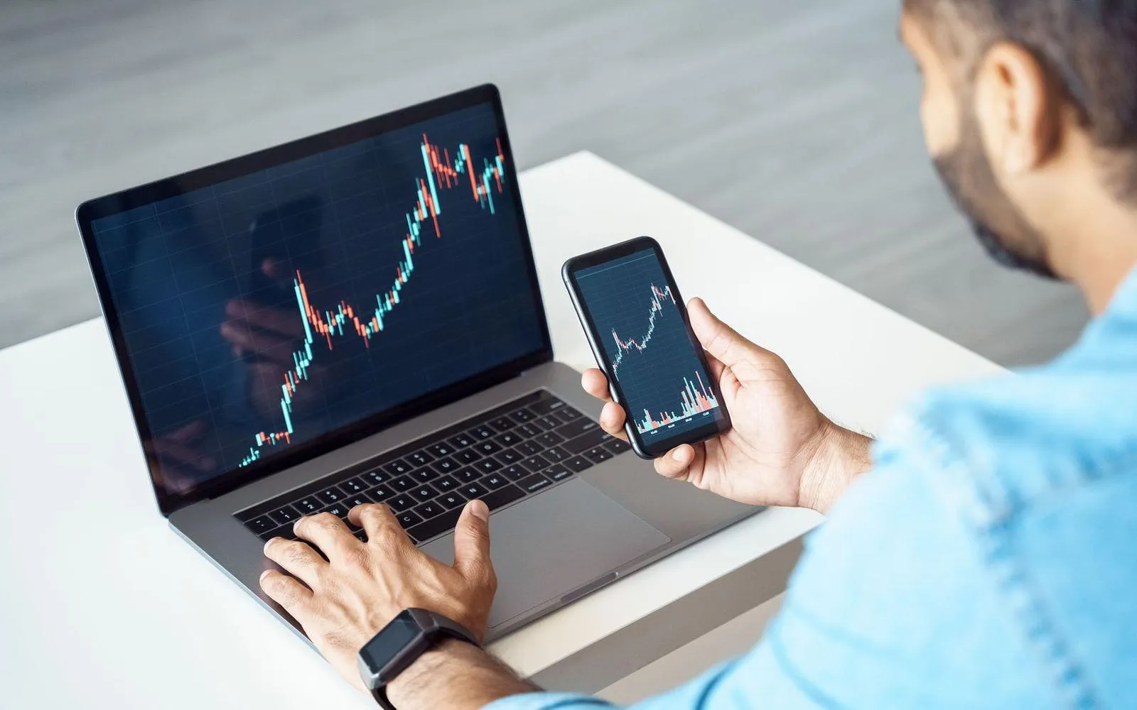 Essential Commodities to Watch in 2025: Strategic Investments for Optimal Returns