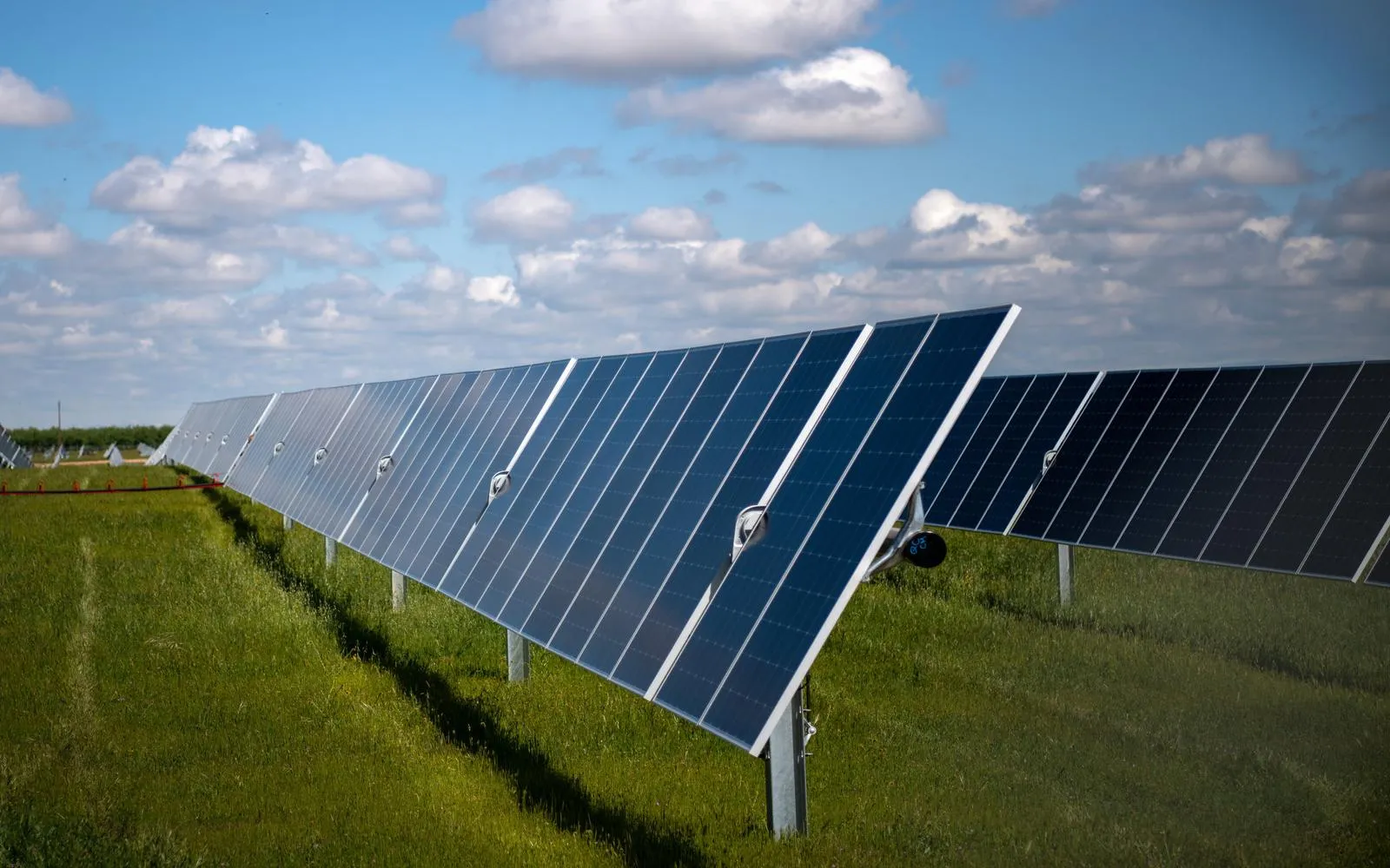 Affordable Renewable Energy Solutions for U.S. Homes and Businesses in 2025